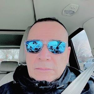 Meet your Posher, Dario